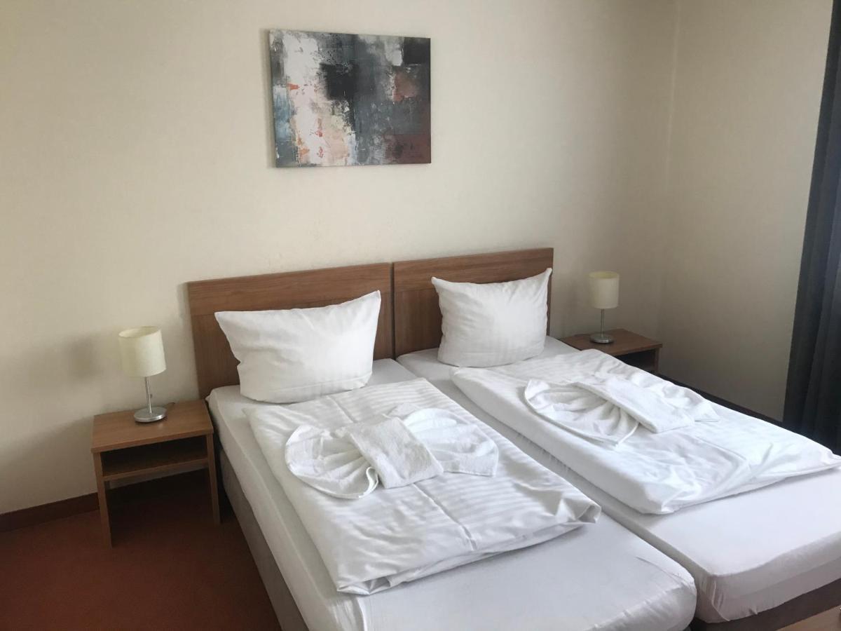 Hotel Hennies Hannover Зенде Экстерьер фото