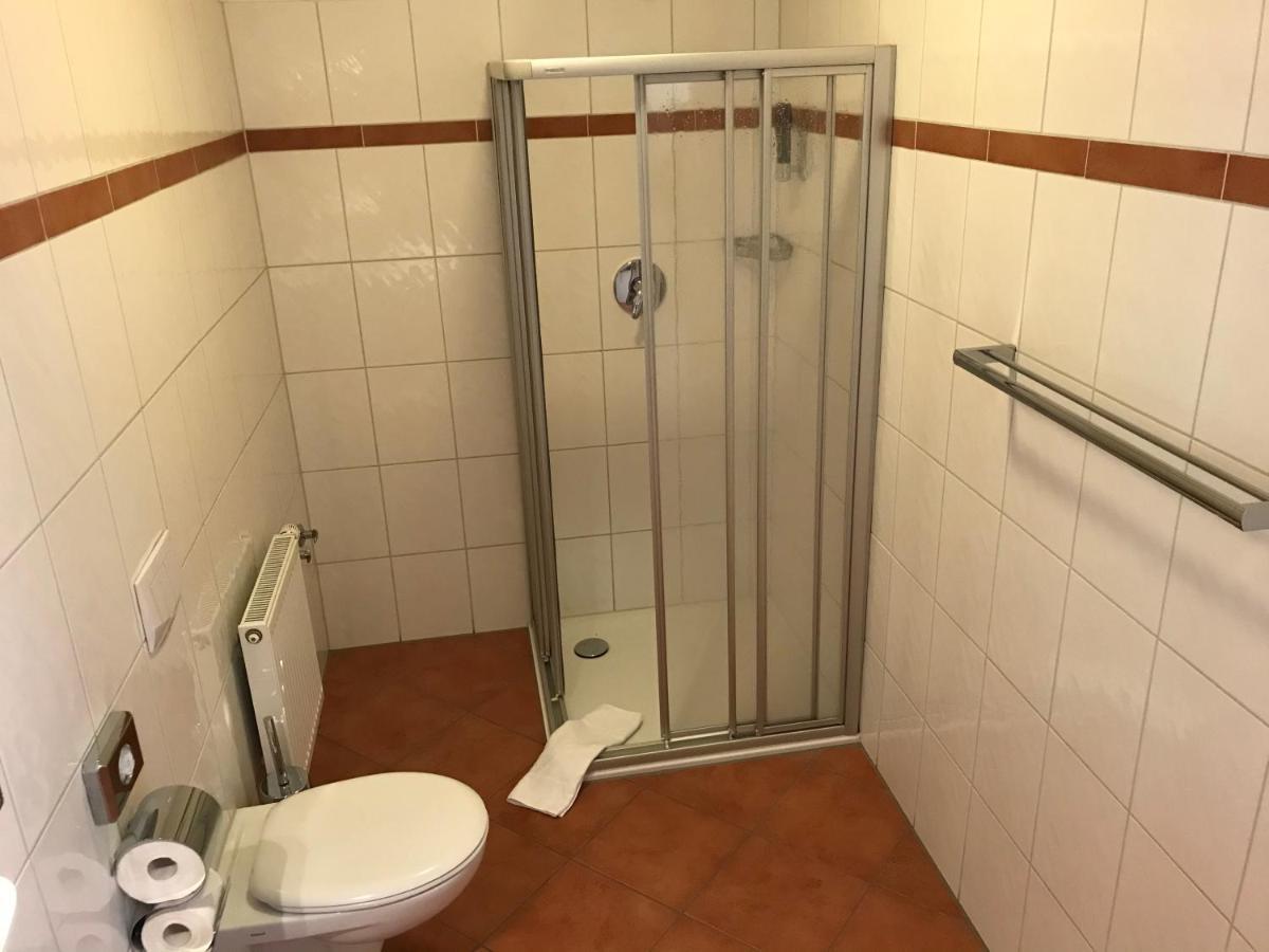 Hotel Hennies Hannover Зенде Экстерьер фото